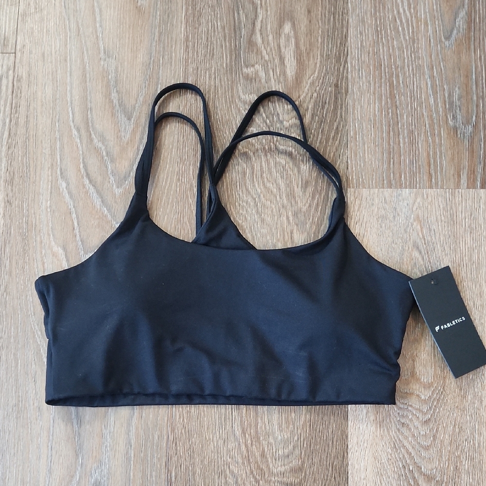 Fabletics NWT Midnight Black Sports Bra